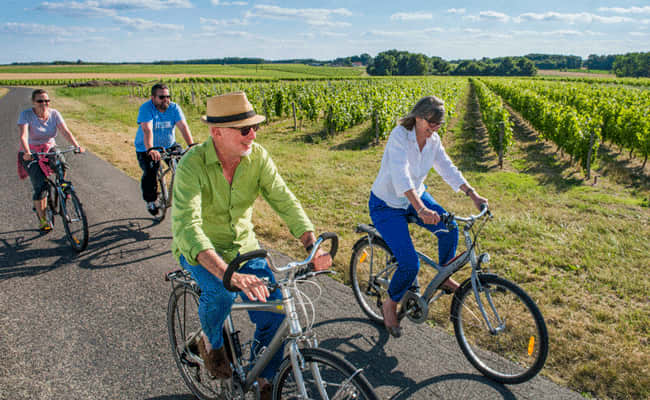 Pedal through history: Bordeaux
