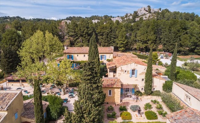 Hilltop Villages In Provence: Les Baux-de-Provence